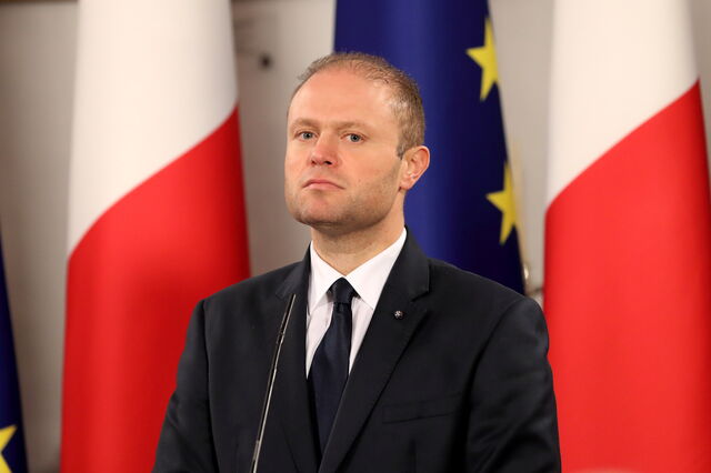 Primeiro-ministro de Malta anuncia que se demite em janeiro