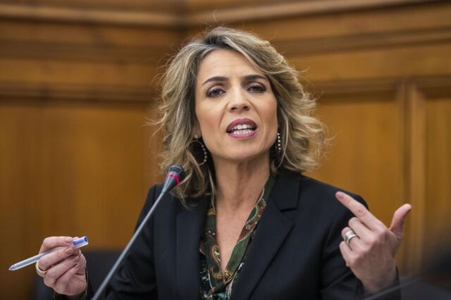 Sandra Felgueiras acusa diretora de passar informação em investigação, Flor Pedroso desmente