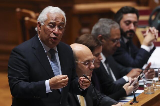 Costa tenta tranquilizar Bloco e PCP a seis dias de entregar o orçamento