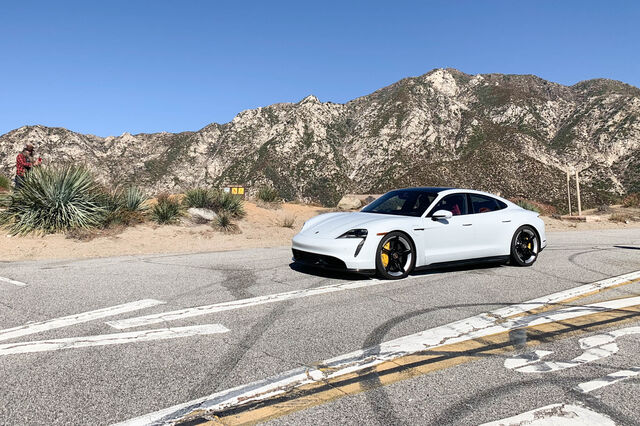 Porsche Taycan de 185 mil dólares: a revolução discreta dum elétrico