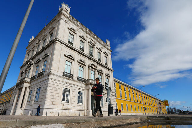 Défice das contas públicas atinge 4,9% até setembro