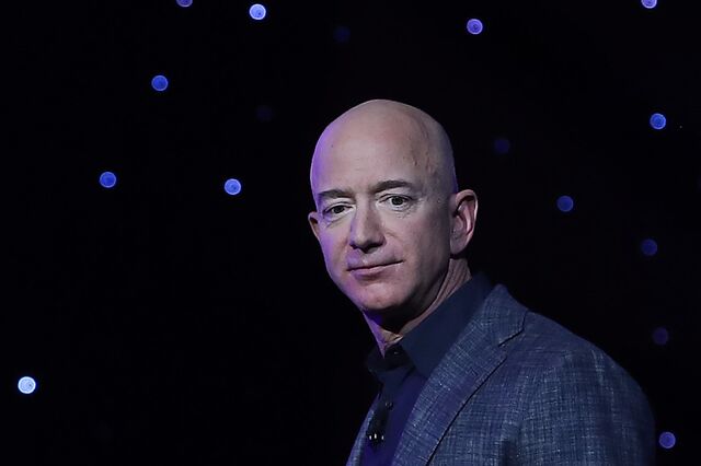 Bezos e Zuckerberg vão defender-se no Congresso com mais 70 mil milhões no bolso em 2020