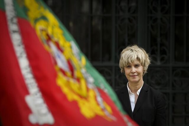  Assunção Esteves aponta Montenegro como 'o melhor candidato' à liderança do PSD