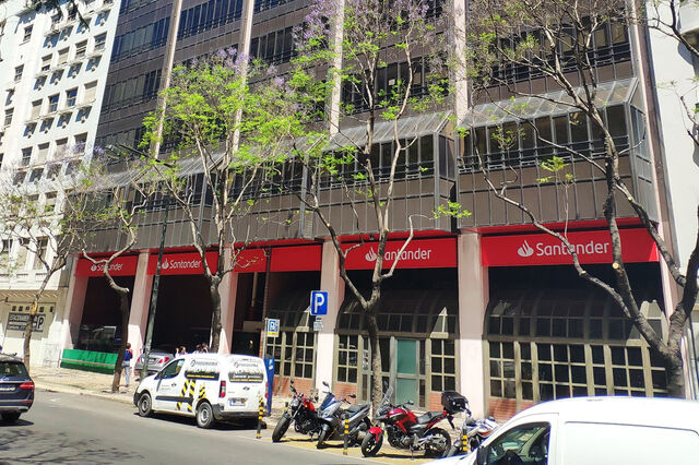 Mais Sindicato e SBC pedem ao Santander suspensão de rescisões