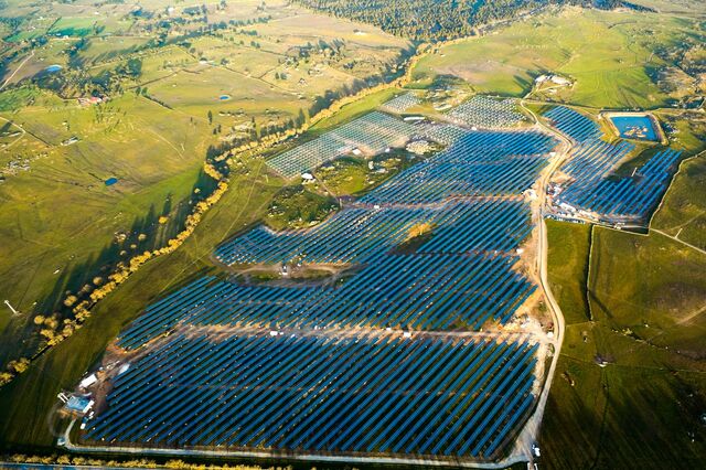 Efacec ganha contrato para construir a maior central solar de Moçambique