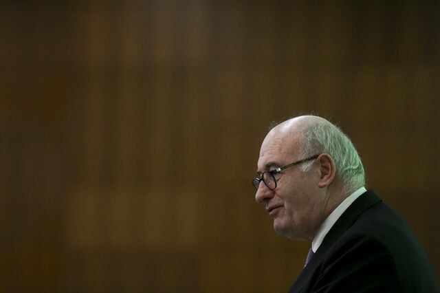 UE exige que EUA levantem imediatamente 'tarifas injustificadas' a produtos europeus