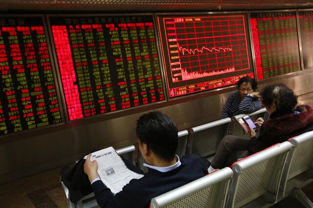 Vírus da China arrasa mercados na Europa e leva petróleo a mínimos 