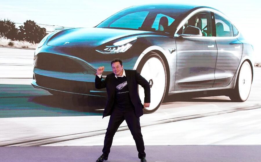 Tesla, Elon Musk