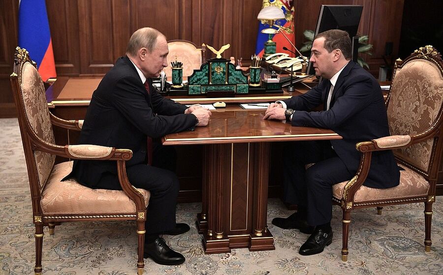 Medvedev Putin