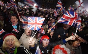 Brexit: Milhares de britânicos juntaram-se em Westminster para festejar a democracia   