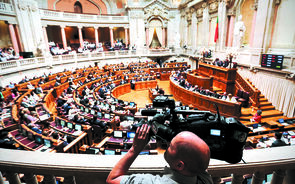 AR Assembleia Parlamento
