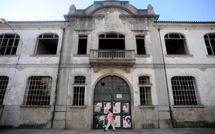 Câmara de Braga pode doar à UMinho Fábrica Confiança para residência de estudantes