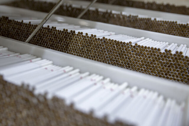Cigarros ilícitos perdem chama em Portugal, mas ainda 'queimam' 42 milhões em receita fiscal