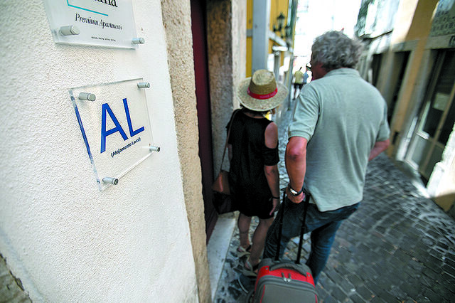 Crescimento do alojamento local trava a fundo com novas regras