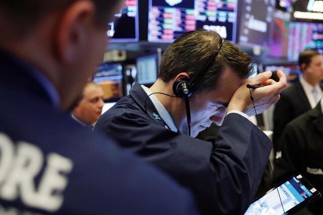 Empresas cancelam programas de “buyback”