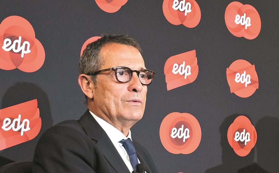 Os resultados da EDP, liderada por António Mexia, contribuirão para uma menor queda dos lucros do conjunto do PSI-20.