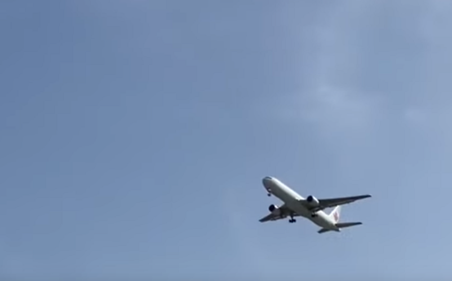 Aeroporto de Madrid prepara aterragem de emergência de avião sem roda com 130 pessoas a bordo
