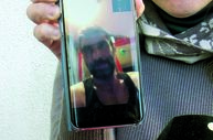 Adriano é o primeiro português infetado com o vírus da China. Falou com o Correio da Manhã através de uma videochamada 