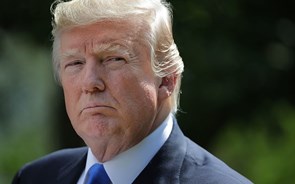 Trump suspende algumas tarifas comerciais durante 90 dias