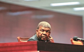 João Lourenço diz que foram desviados 24 mil milhões de dólares dos cofres do Estado angolano 