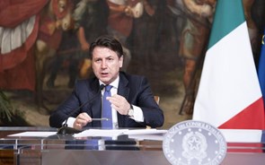 Itália: Conte recebe voto de confiança dos deputados