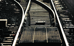 ferrovia linha ferrea comboio
