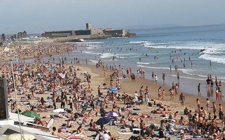 Covid-19: Aumento de pessoas nas praias leva Autoridade Marítima a lançar alerta