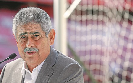 Benfica admite recorrer de chumbo da CMVM à OPA