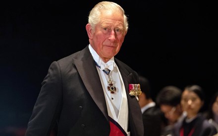 Príncipe Carlos infetado com coronavírus. Família real britânica em alerta