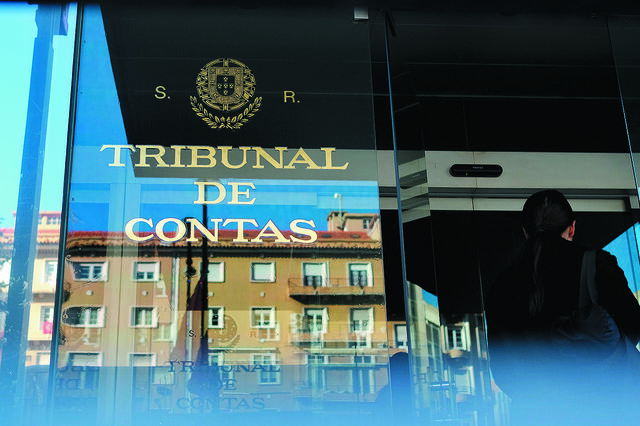 Controlo do regime de exclusividade dos docentes precisa ser melhorado 