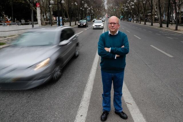 Carros híbridos são 'desastre ambiental' e Estado deve eliminar apoios à compra, diz Zero