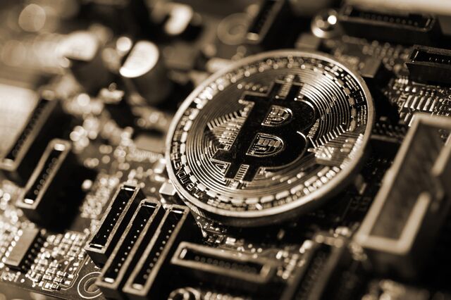 Institucionais investem em bitcoin para diversificar carteira