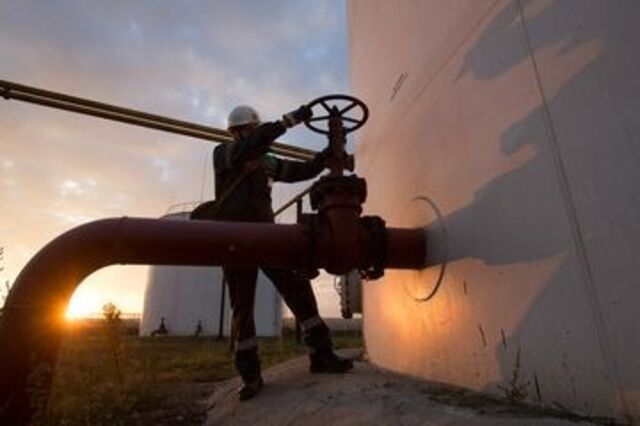 Corte de 20 milhões de barris diários na produção de petróleo ainda pode ser insuficiente