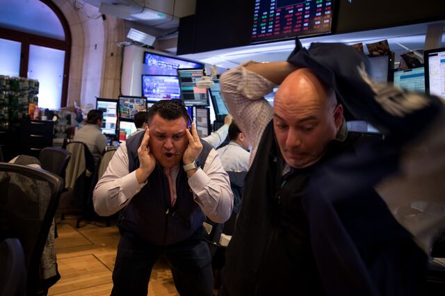 Há dois meses e meio que Wall Street não conseguia duas semanas seguidas em alta