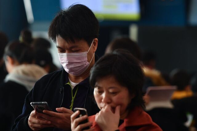 China revê em alta mortes em Wuhan. Foram mais 1.290