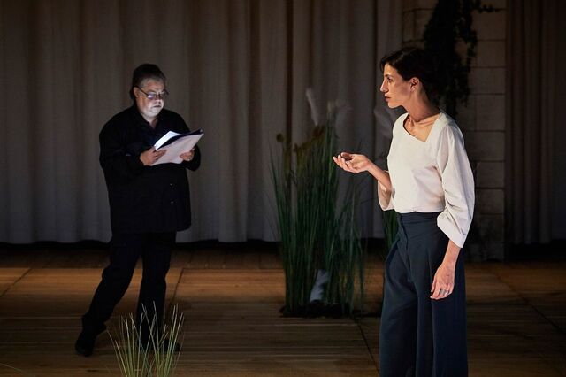 Teatro em casa: oito salas abertas para um mundo fechado