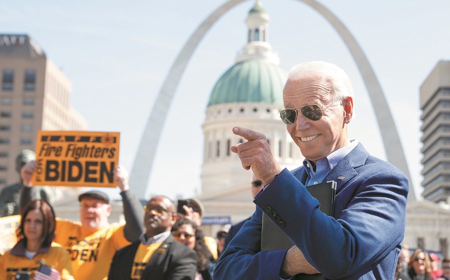 Biden aproximou-se da nomeação democrata: “Estamos um passo mais próximos de devolver a dignidade e honra à Casa Branca”.