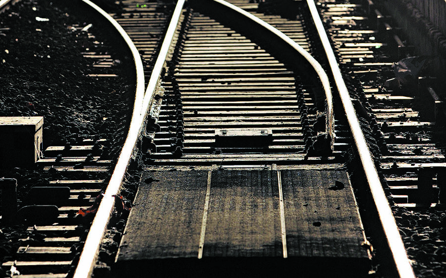 ferrovia linha ferrea comboio