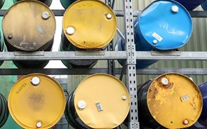 Casa Branca critica corte na produção de petróleo e quer retirar poder à OPEP+