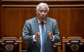 PS e PSD aprovam sozinhos mudança de debates com PM de quinzenais para de dois em dois meses
