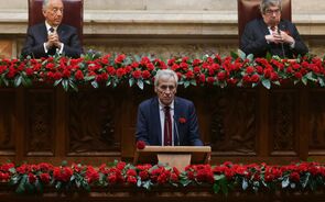 25 abril parlamento jeronimo sousa