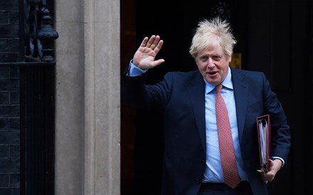 Boris Johnson define data limite para acordo pós-Brexit