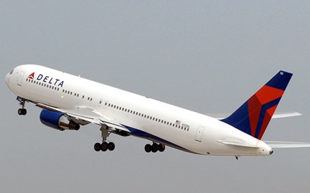 Delta vai testar passageiros dos voos para Roma antes do embarque