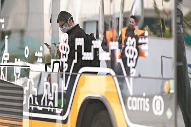 Covid-19: Carris reabre na segunda-feira lojas e quiosques em Lisboa