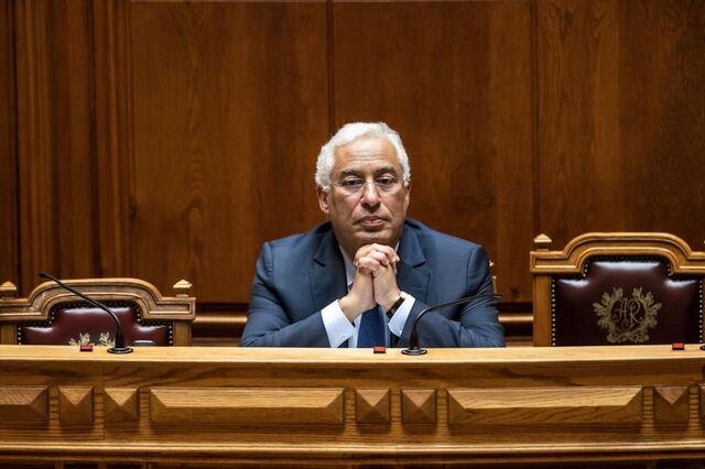 Governo anuncia guia para lento regresso à normalidade