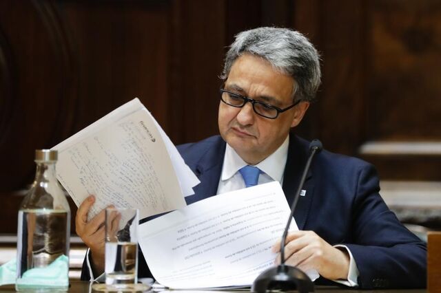 Caixa retém dividendos e não paga bónus, por agora