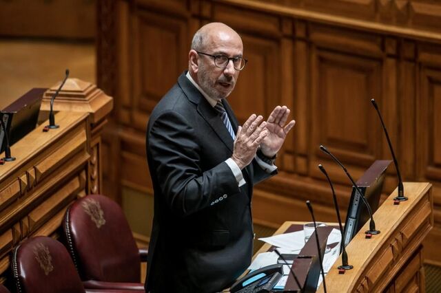 CDS: 'Houve Dupond e Dupont a mais entre Belém e São Bento'