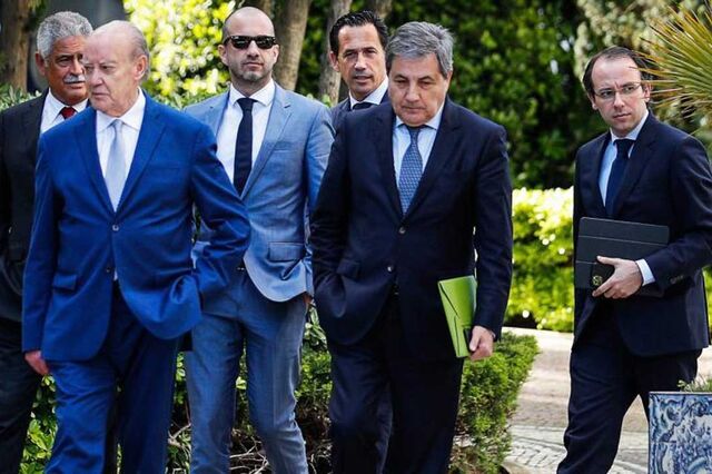 AdC acusa Liga e 31 clubes de futebol por acordo feito na pandemia