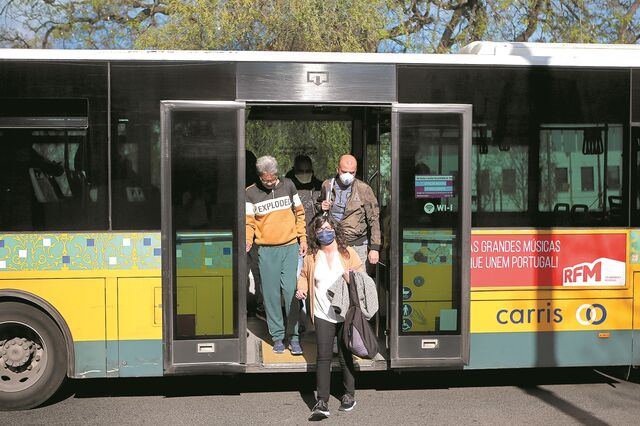 Carris corta serviços e vai funcionar com horários de verão
