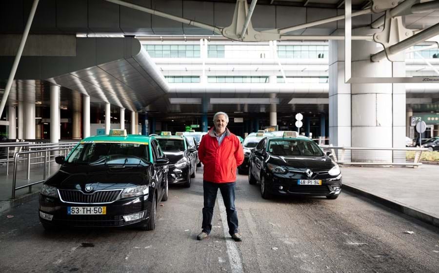 José Manuel, taxista, no aeroporto de Lisboa
